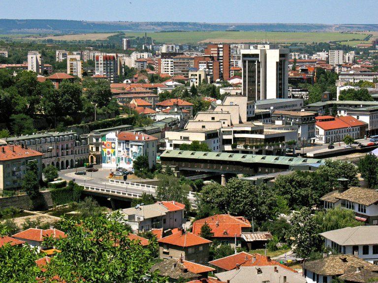 1200px Panorama of Lovech